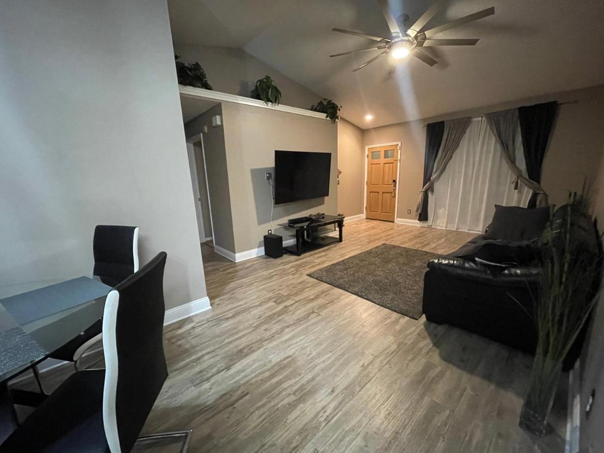 Cozy 3 Bedroom Home Close To Everything In Tampa! Exteriér fotografie