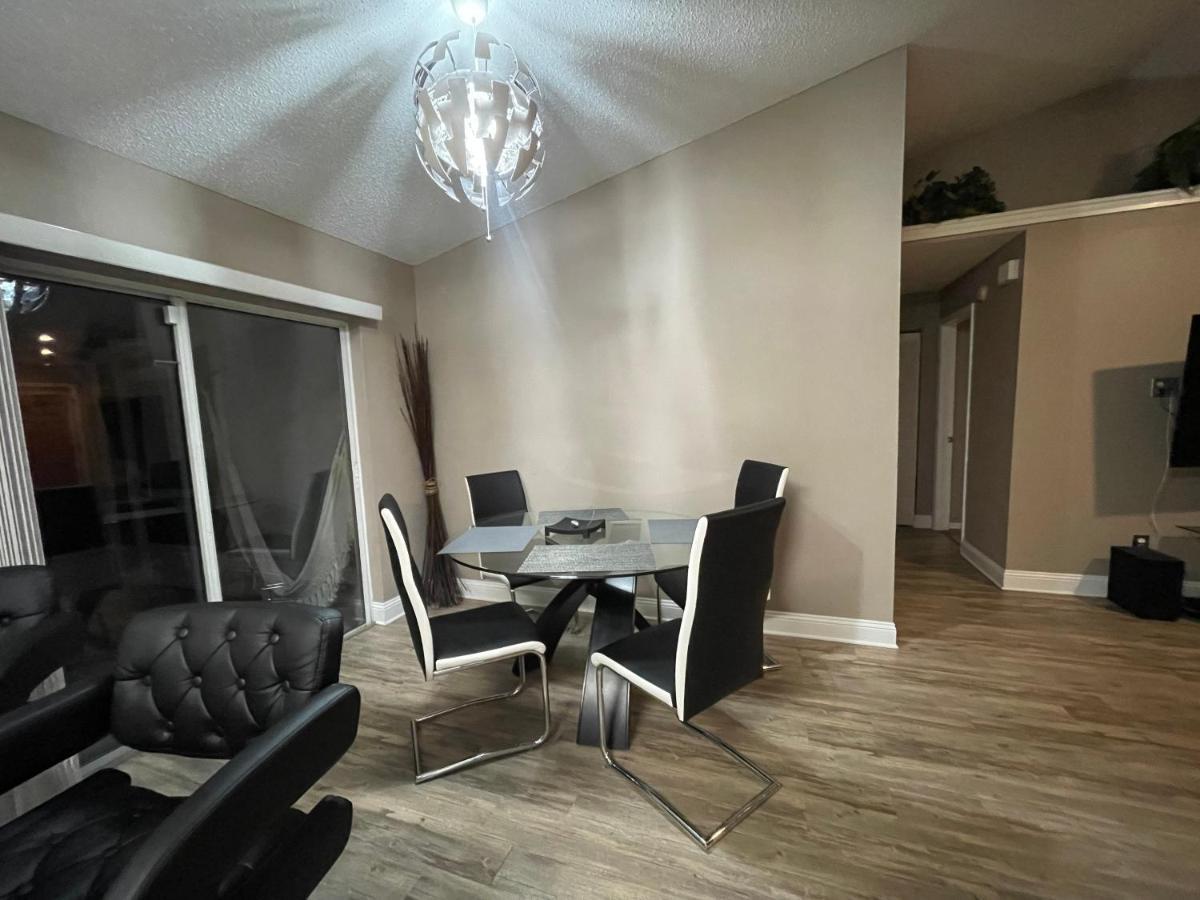 Cozy 3 Bedroom Home Close To Everything In Tampa! Exteriér fotografie